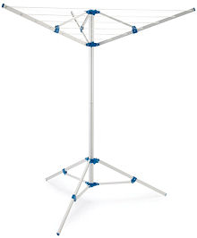 A three arm airer ideal for camping holidays and weekend camping trips. This clothes line is lightweight and compact and easy to assemble. -3 x ground securing pegs included- Material: Aluminium-Size: 140 x 140 x 135cm (3 sided)